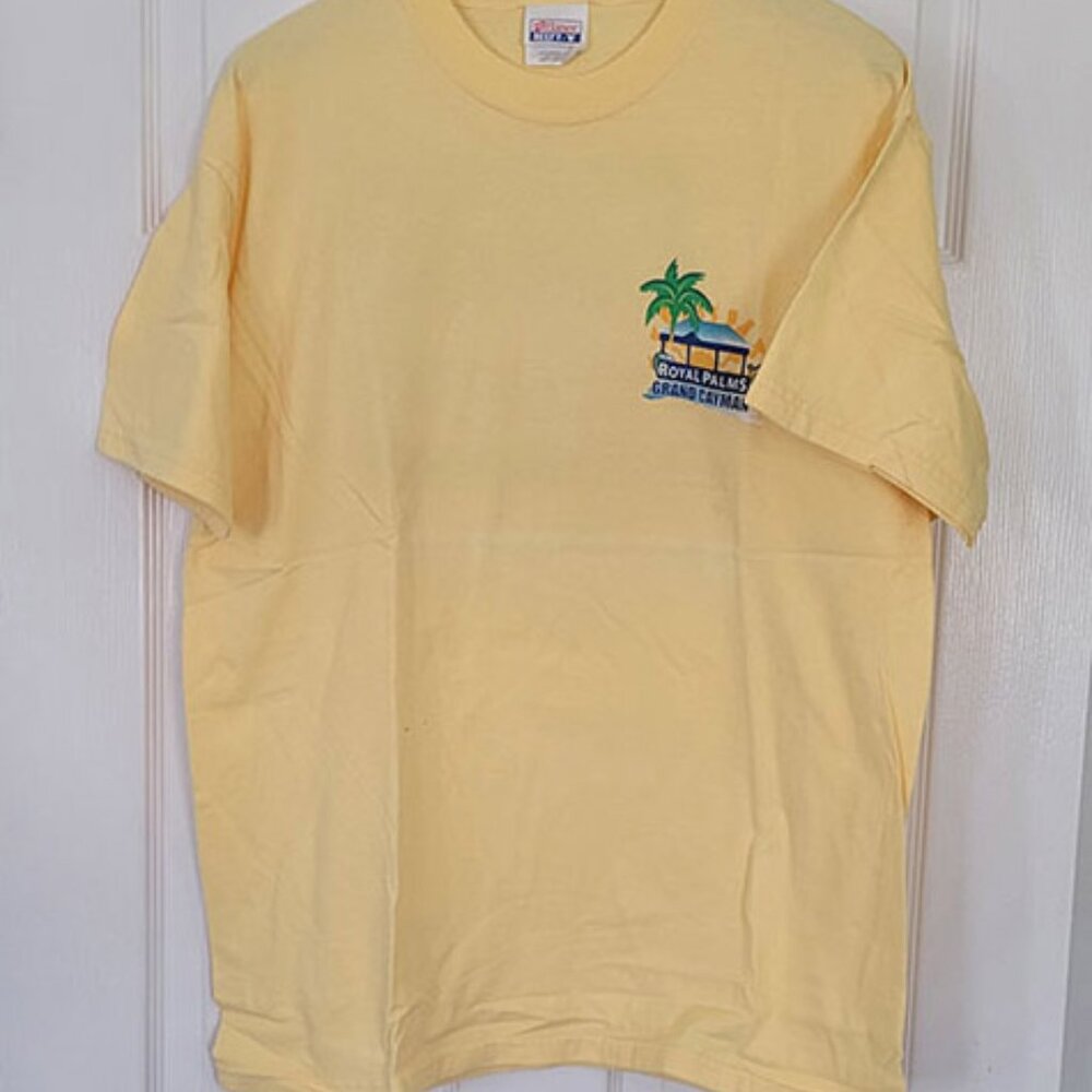 Vintage Grand Cayman: Royal Palms T-Shirt